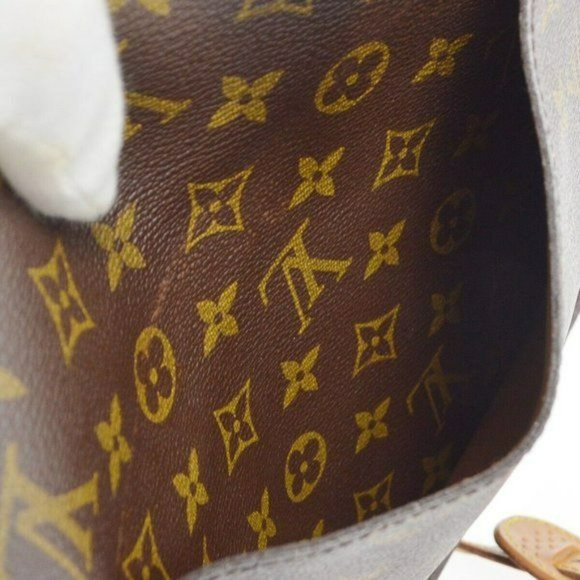 230300NN Authentic Louis Vuitton Crossbody Bag Saint Cloud GM - Picture 8 of 9